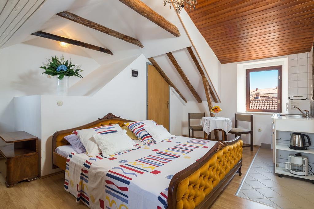 Apartment Patricia Trogir Exterior foto