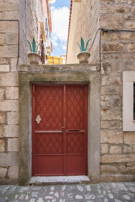 Apartment Patricia Trogir Exterior foto